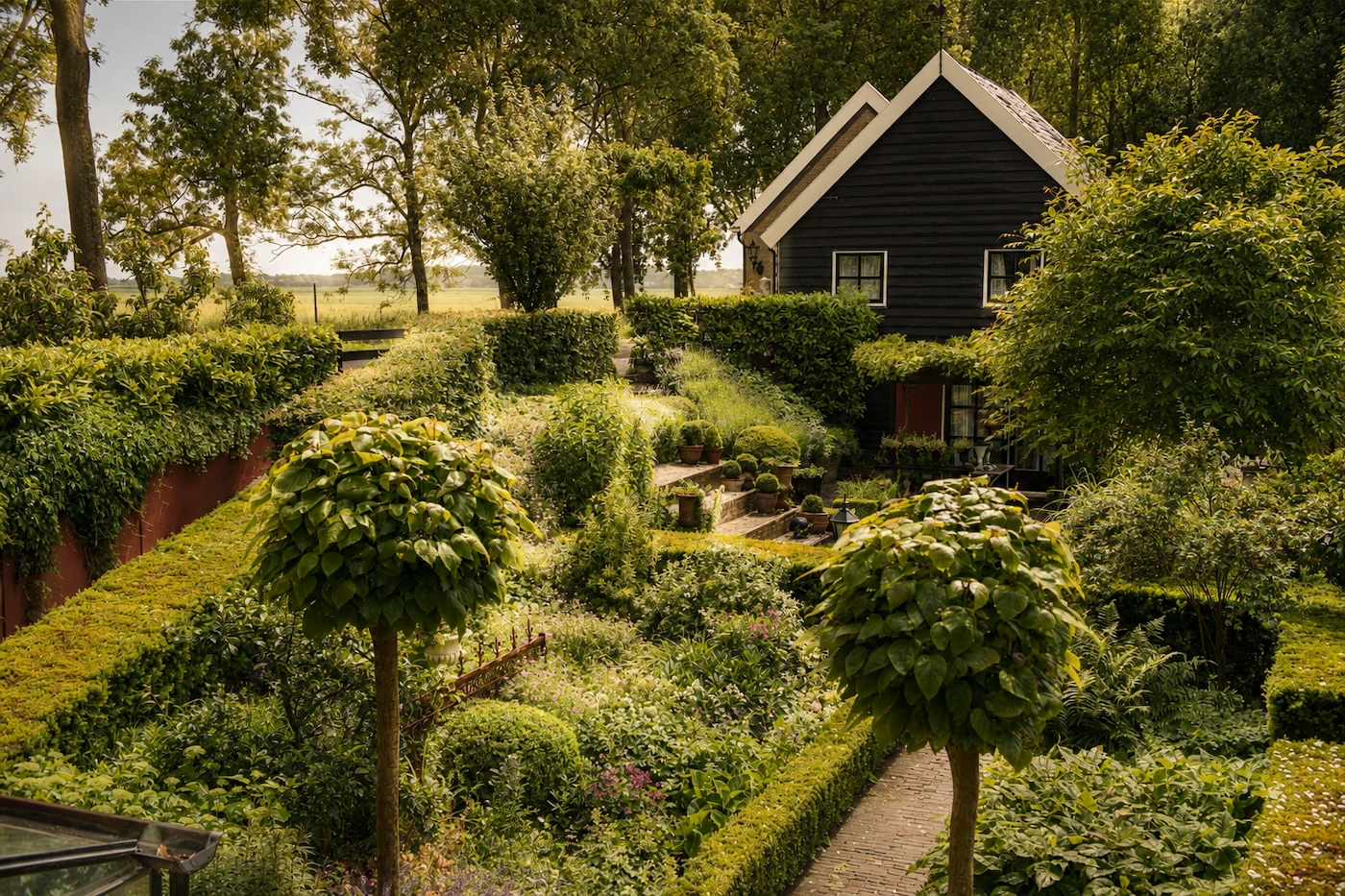 De tuin in Zuid-Beijerland, in vakken aangelegd